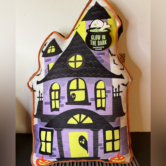 Tall Halloween Glow in the Dark Haunted House Pillow Cushion Ghosts Bats Windows - Picture 5 of 15